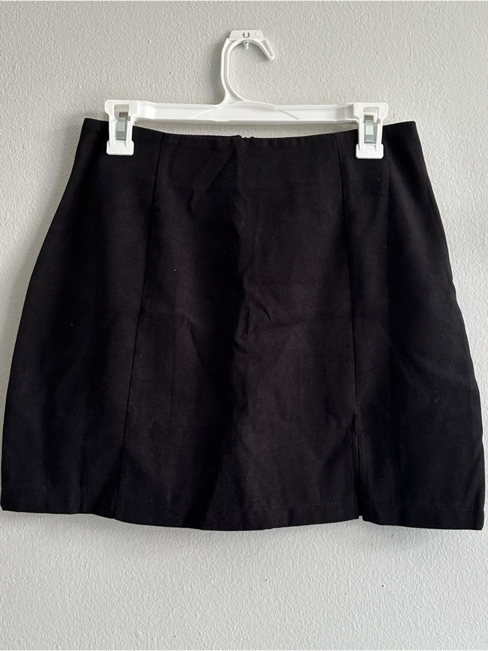 Black Velvet Slit Zip-Up Mini Skirt